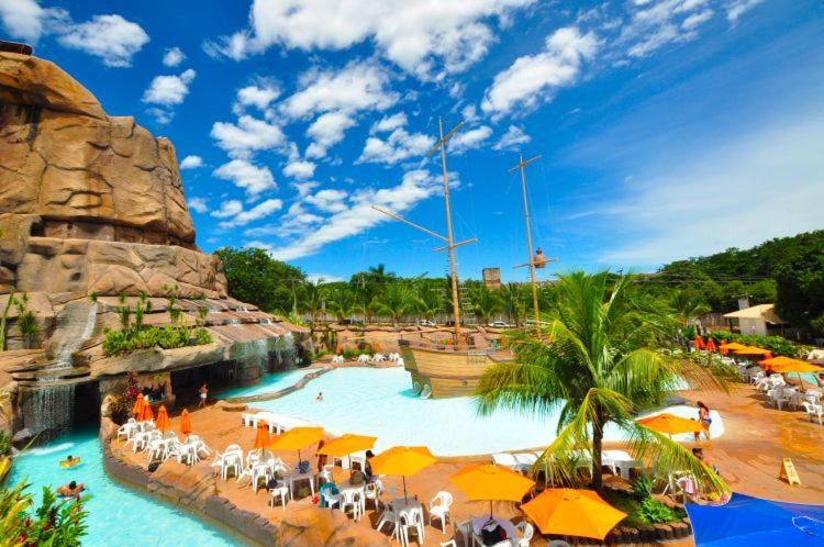 Piazza Diroma - Com Acesso Acqua Park Cn-Go Aparthotel Caldas Novas Kültér fotó