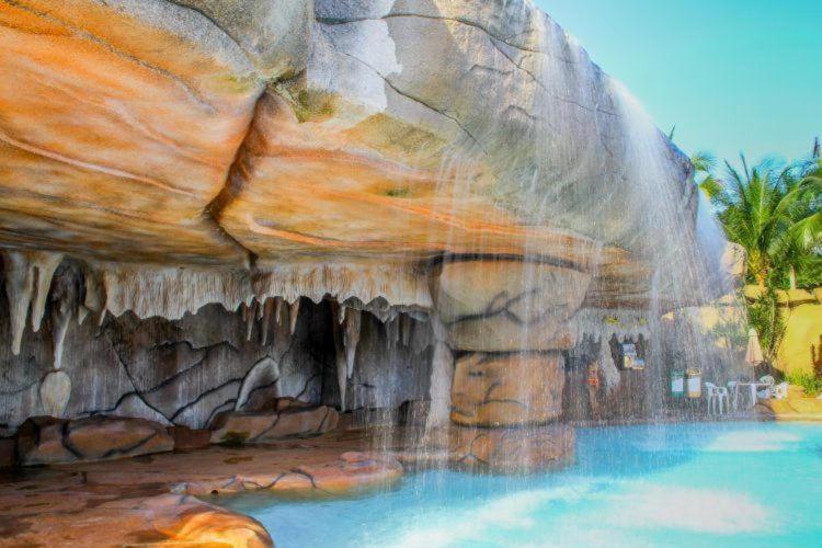 Piazza Diroma - Com Acesso Acqua Park Cn-Go Aparthotel Caldas Novas Kültér fotó