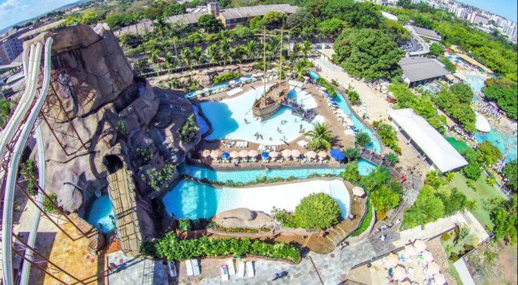Piazza Diroma - Com Acesso Acqua Park Cn-Go Aparthotel Caldas Novas Kültér fotó